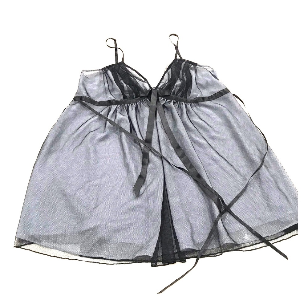 Victoria’s Secret night gown Size medium